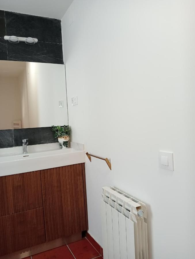 Apartamentos La Piedra En Pleno Centro Historico Con Dos Dormitorios Y Dos Banos Nájera Exteriör bild